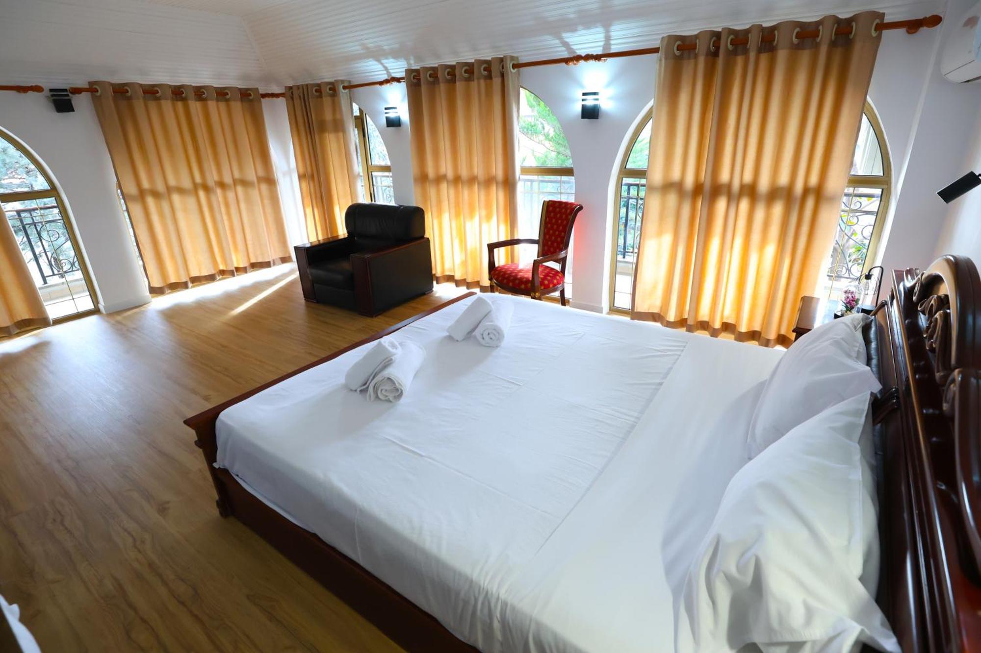 Vila Alizee Hotel تيرانا المظهر الخارجي الصورة