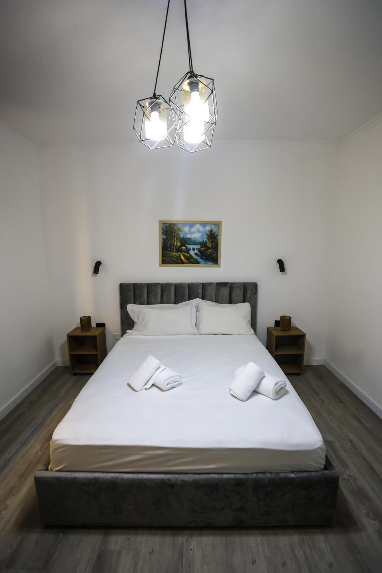 Vila Alizee Hotel تيرانا المظهر الخارجي الصورة